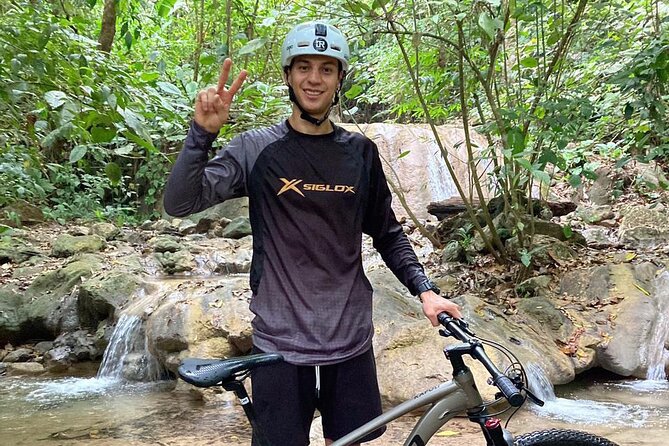 Small-Group Guided Bike Tour in Jacó
