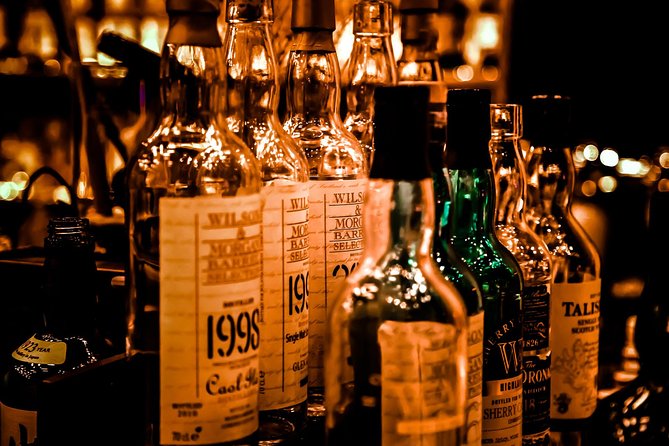 Small-Group Shanghai Nightlife Tour: Acrobatic Show and Nightclub Crawl - Inclusions and Exclusions