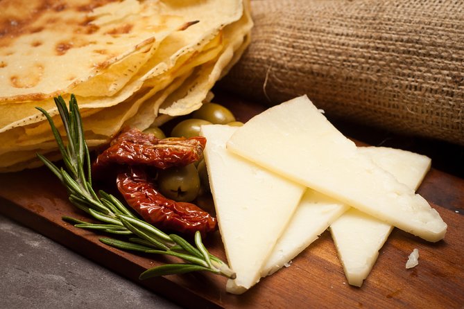 Small-Group Street Food Tour in Sassari - Whats Included