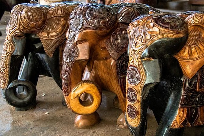 Sri Lankan Crafts and Spices Tour From Kandy