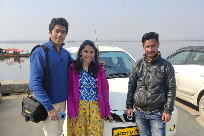 Srinagar to Pahalgam Taxi Return Journey