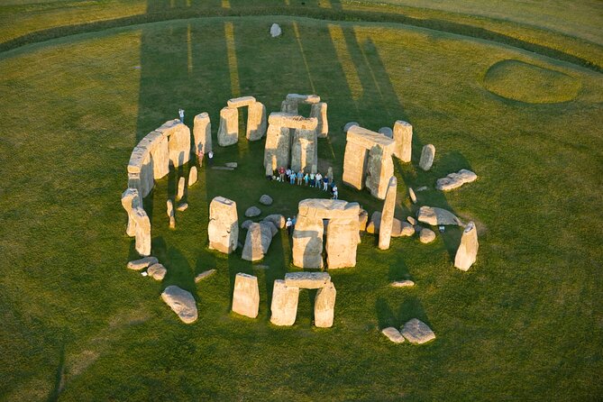 Stonehenge and Bath Day Tour From Portsmouth - Meeting Point and Pickup
