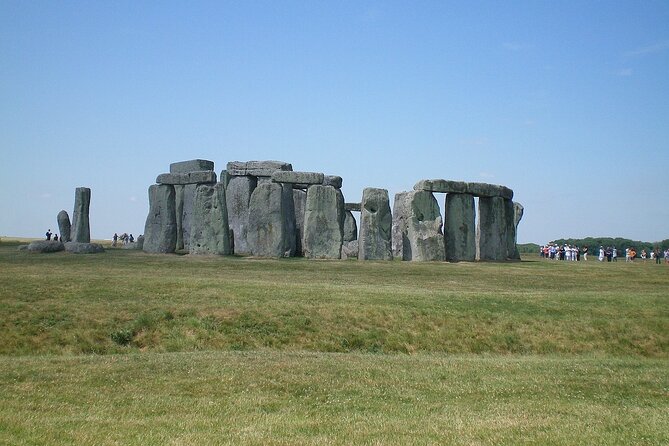 Stonehenge Roman Bath Private Tour With Admission - Tour Inclusions