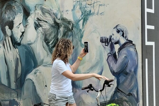 Street Art Bike Tour With Workshop and Day Rental in Valencia - Tour Overview