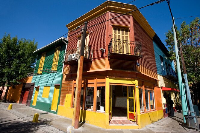 Strolls of Romance: A Buenos Aires Love Story Journey