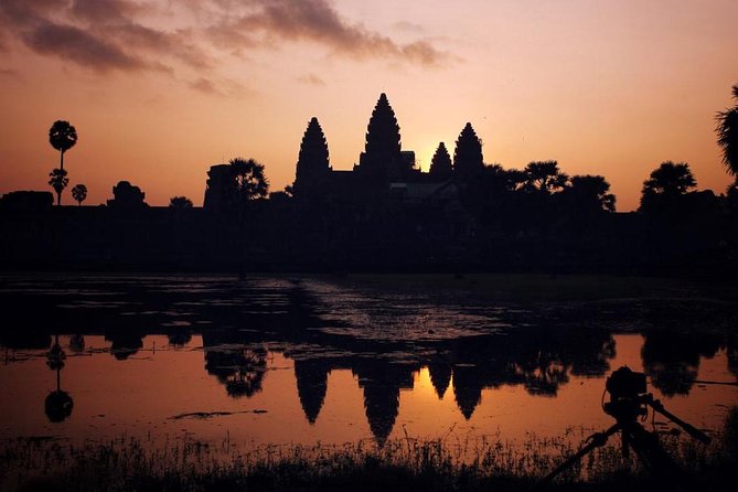 Sunrise Small-Group Angkor Wat Private Tour