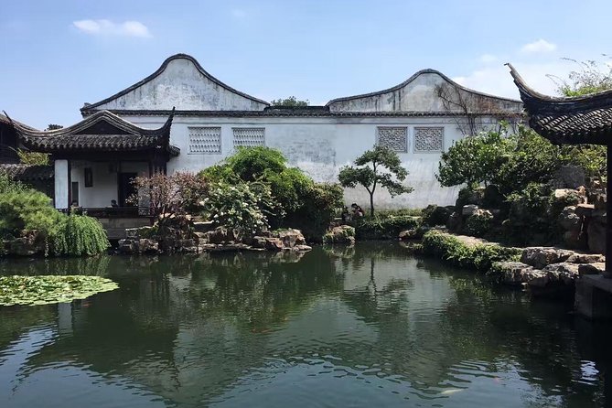 Suzhou Private Tour From Shanghai of Master-Of-Nets Garden and Cruise in Tongli