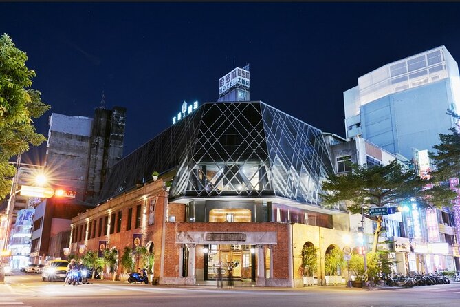 Taichung City Landmarks and Gaomei Wetlands Day Tour From Taipei - Meeting Point Information