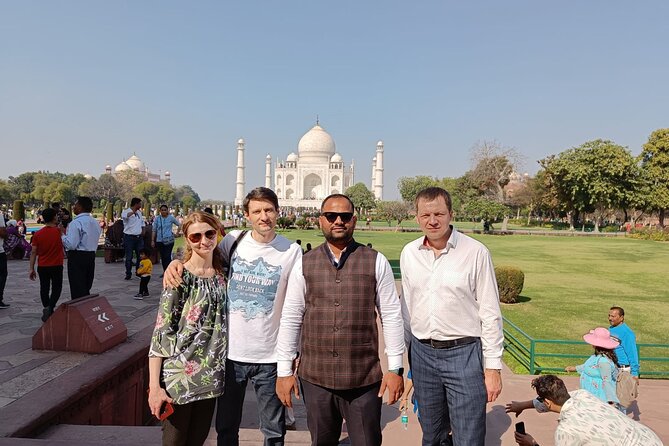 Taj Mahal Day Trip by Car From Delhi - Professional Guided Tour
