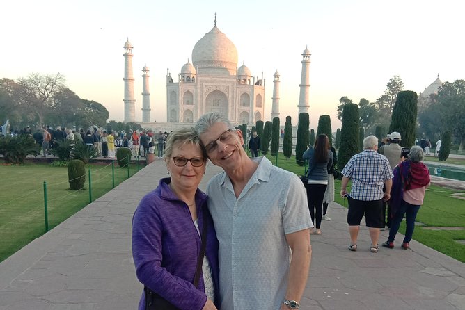 Taj Mahal Sunrise Day Tour From Delhi - Itinerary