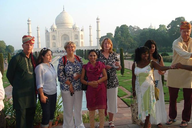 Taj Mahal Trip (Delhi-Agra-Delhi) - Tour Start Time & Guidelines