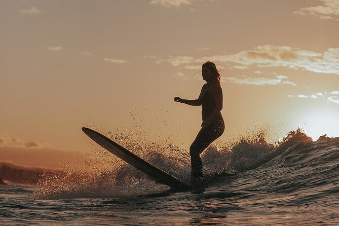 Tel Aviv Beach: Surf Board Rental - Location and Meeting Point