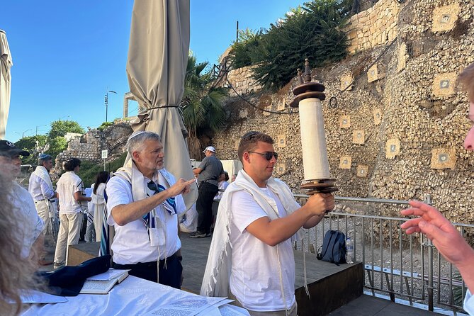 Tel Aviv to Jerusalem: Day Trip to Jerusalem by Rail With Guide - Trip Overview