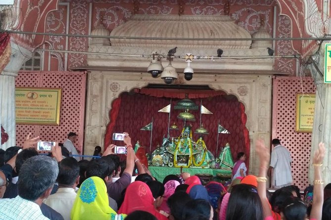 Temple Tour