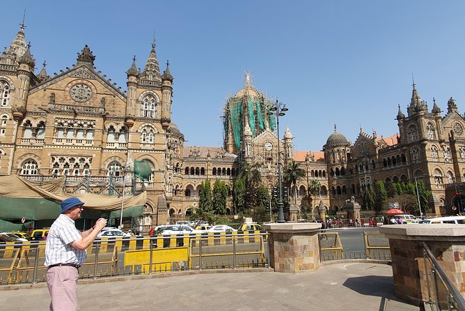 The Best Group Tour In Mumbai With Air Conditioner Transportation