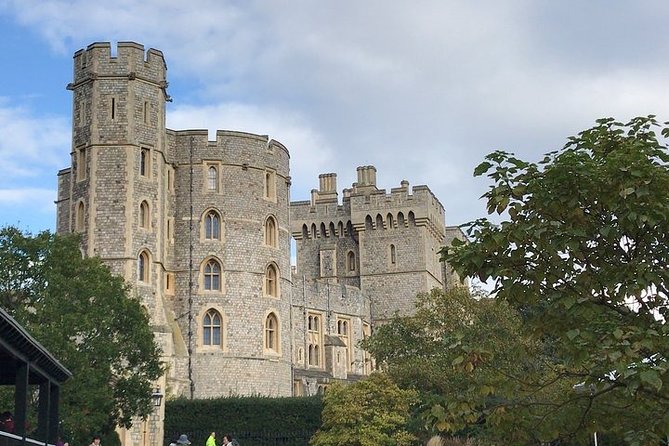 The Crown Netflix TV London and Windsor Castle Full Day Private Tour - Tour Overview