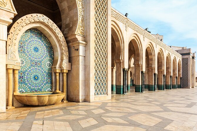 The Magic of Casablanca: A Comprehensive Walking Tour