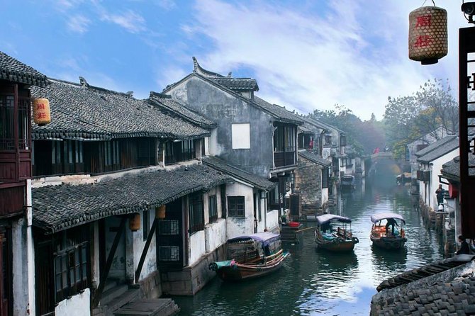 Tongli and Zhouzhuang Private Day Trip From Shanghai With Boat Ride