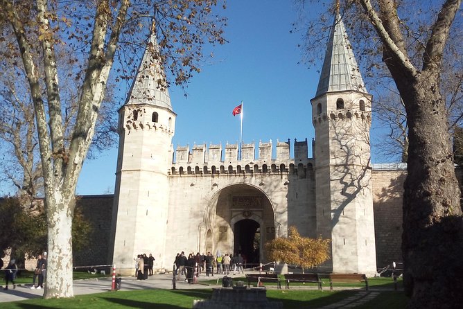 TOPKAPI Palace-Small Group Tour With Skip the Line Tickets - Tour Details
