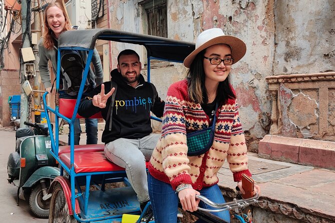 Tour Through Temples, Public Markets and Food in Old Delhi - Tour Overview