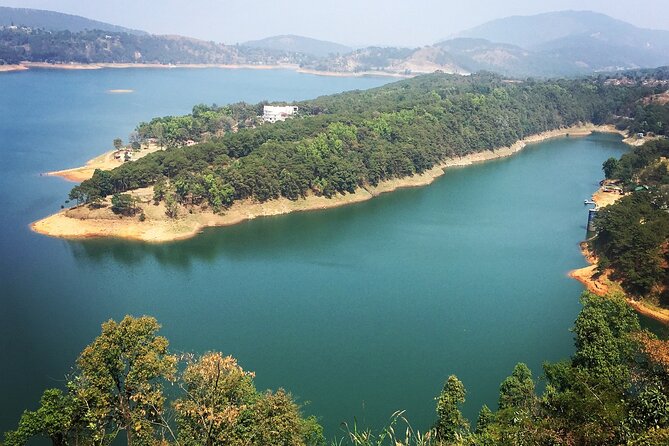 Tourisct Highlights of Shillong (Guided Fullday Sightseeing Tour by Car)