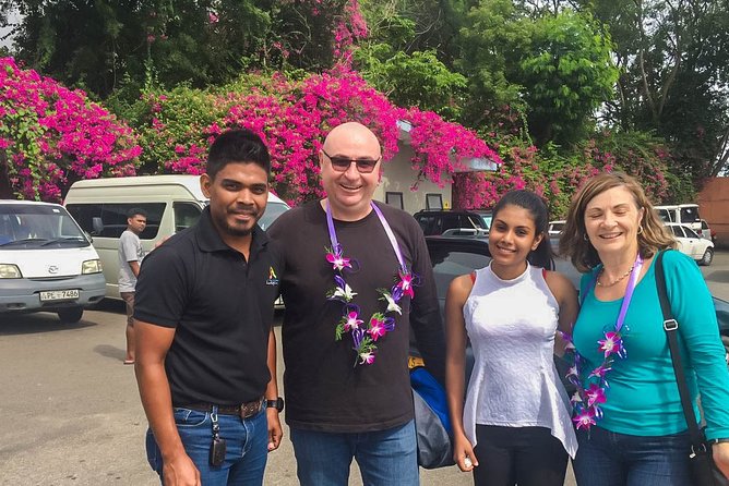 Transfer Between Colombo Airport (Cmb) and Laya Beach, Wadduwa - Pickup and Drop-off Information