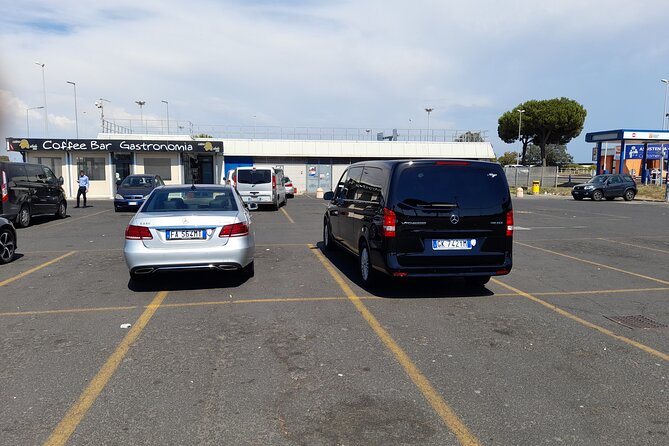 Transfer From Roma Fiumicino to Civitavecchia Port - Meeting and Pickup