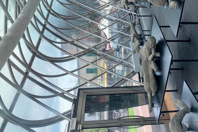 Transfer Naples to Amalfi and Stop in Pompeii - Service Overview