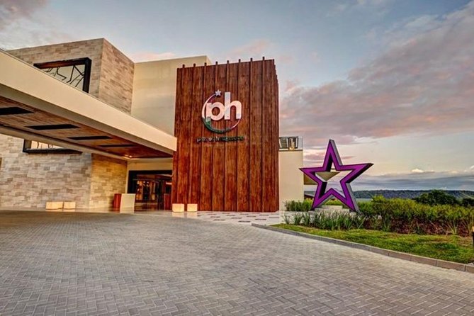 Transfer Service From Liberia Airport To Planet Hollywood Costa Rica - Key Features of the Service