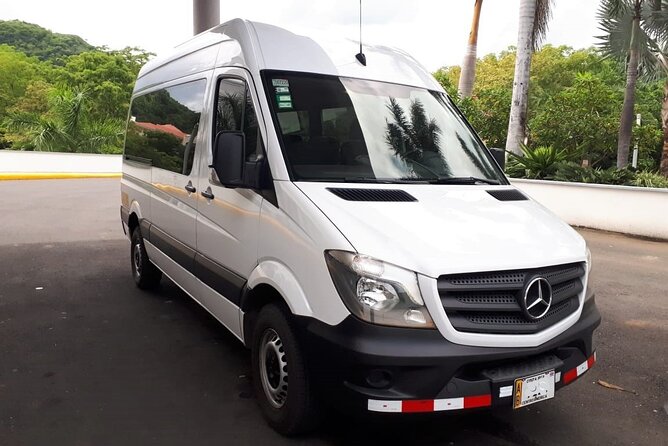 Transport Service From Juan Santamaría International Airport to Jaco