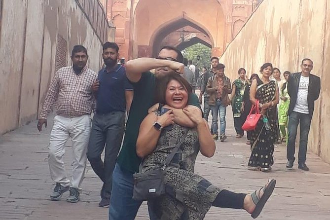 Two Day Golden Triangle Tour - Meeting and Pickup Details