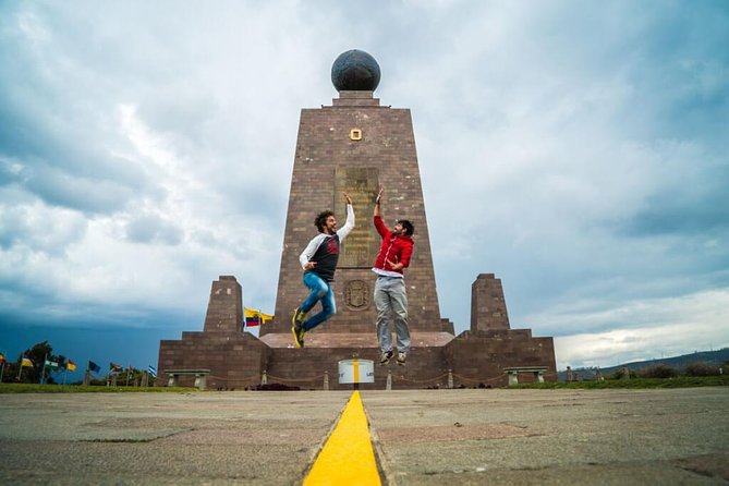 Unforgettable Quito and Quilotoa Tour