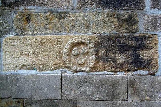 Unusual and Secret Barcelona Route - Off-the-Beaten-Path Sites