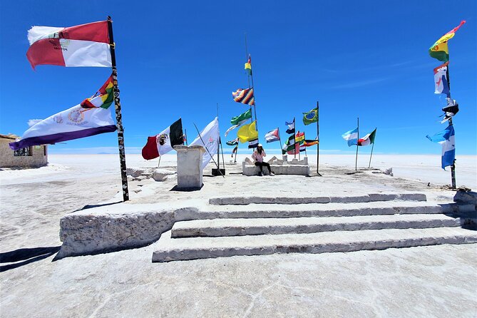 Uyuni Salt Flats _ 3 Days/2Nights _ Shared Tour_English Speaking Guide