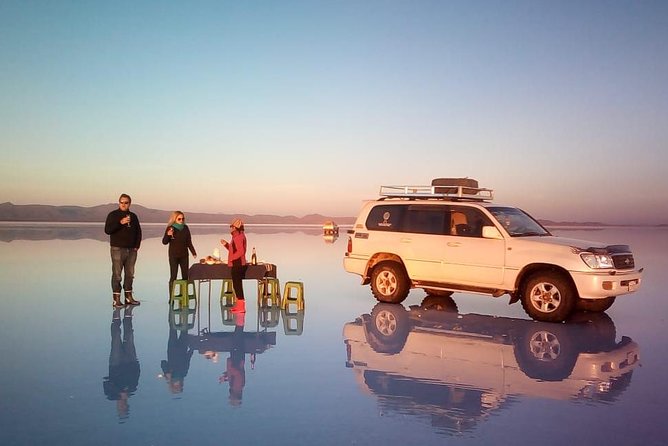 Uyuni Salt Flats: Full Day With Sunset and Starlight Tour. - Itinerary Overview