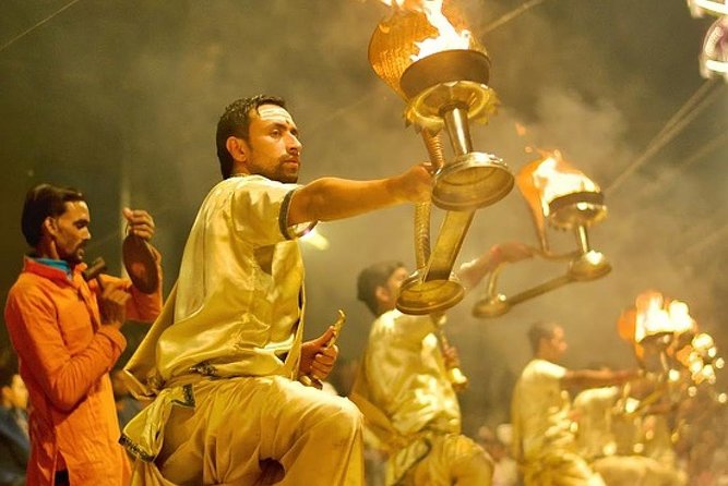 Varanasi: Morning Boat Ride and Evening Aarti With Ghat Walk - Tour Highlights