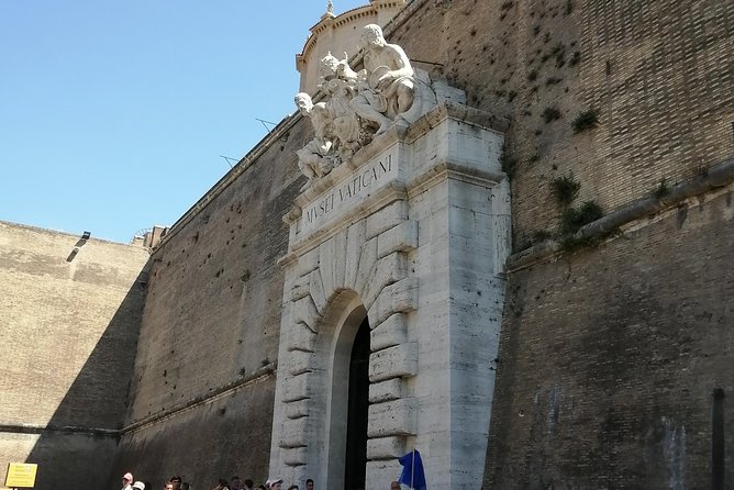 Vatican & Sistine Chapel Guided Tour Without Queue - Tour Location and Duration