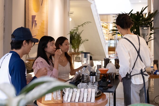 Vietnam Specialty Coffee Hand Brewing and Tasting Experience