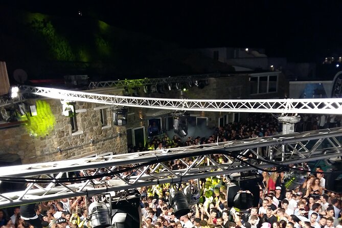 VIP Nightlife and Day Time Reservations From Mykonos - Services Included: All-Inclusive Offerings