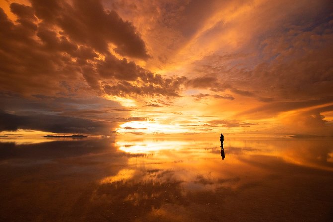 Virtual Tour Salar De Uyuni – Bolivia (Online Exhibition via Zoom)