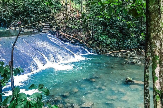 Visit 7 Altars, Livingston, Cocoli River & Playa Blanca in Izabal - Tour Highlights