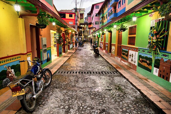Visit Guatape and El Peñol Near Medellin