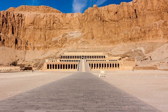 Visit to Edfu Temple by Train and Luxor West Bank, Lunch and Felucca - Exploring Luxors West Bank