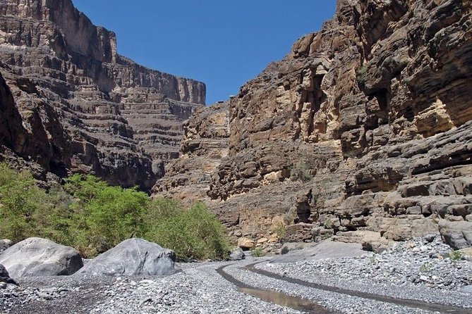Wadi Sahtan (Day Trip From Muscat) 4WD �Mandoos-The Chest of Oman