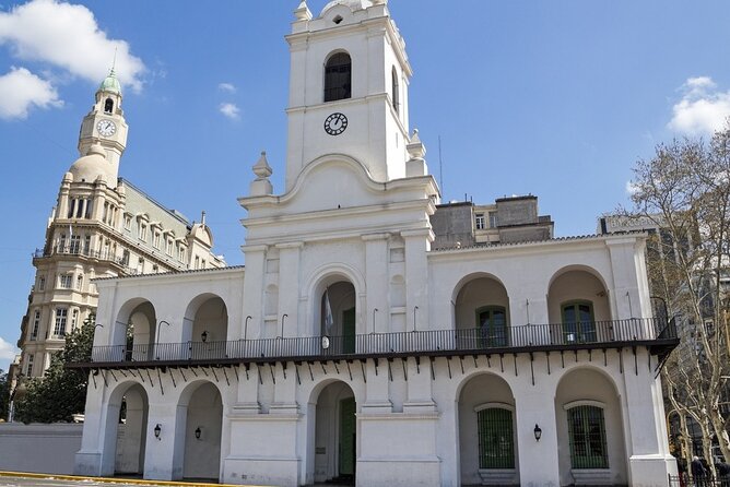 Walking Tour Centro Historico With Breakfast at Traditional Bar - Tour Overview