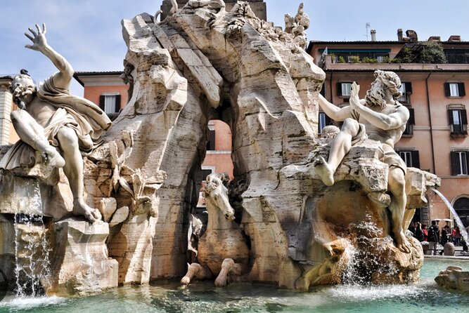Walking Tour of the Main Squares and Fountains of Rome - Meeting Point Details