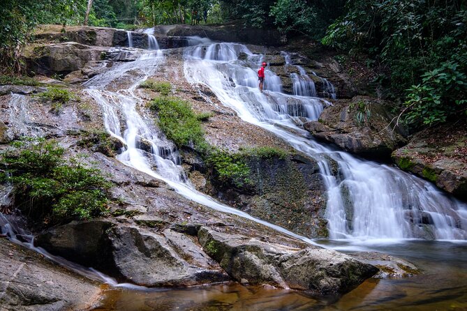 Waterfall Rappelling at Belize Bocawina Rainforest Falls - Description of Waterfall Rappelling Activity