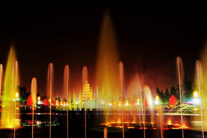 Xian Evening Tour: South Gate Square, Fountain Show Square