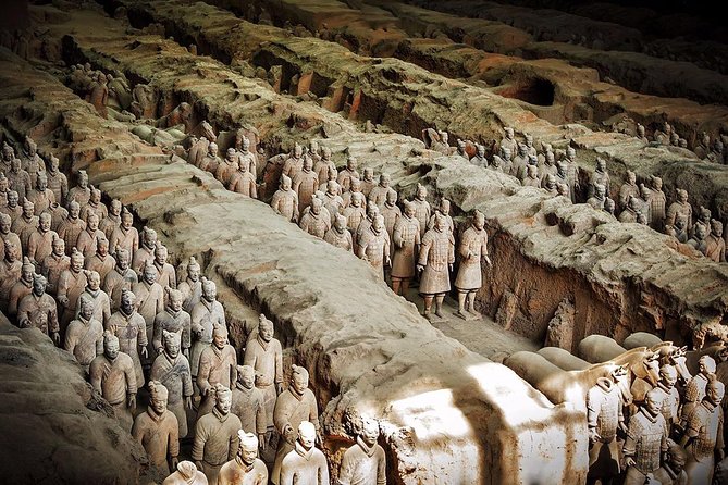 Xian in One Day From Guilin by Air: Terracotta Warriors, City Wall and More