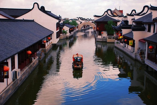 Zhaojialou Water Town Private Day Tour With Shanghai City Highlights - Tour Overview